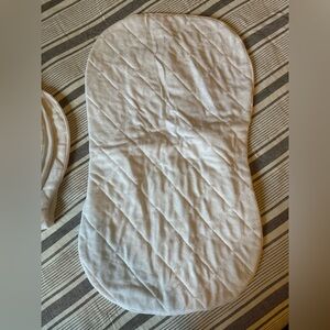 I Luv Bamboo Hourglass Shaped Waterproof Bassinet Matress Cover